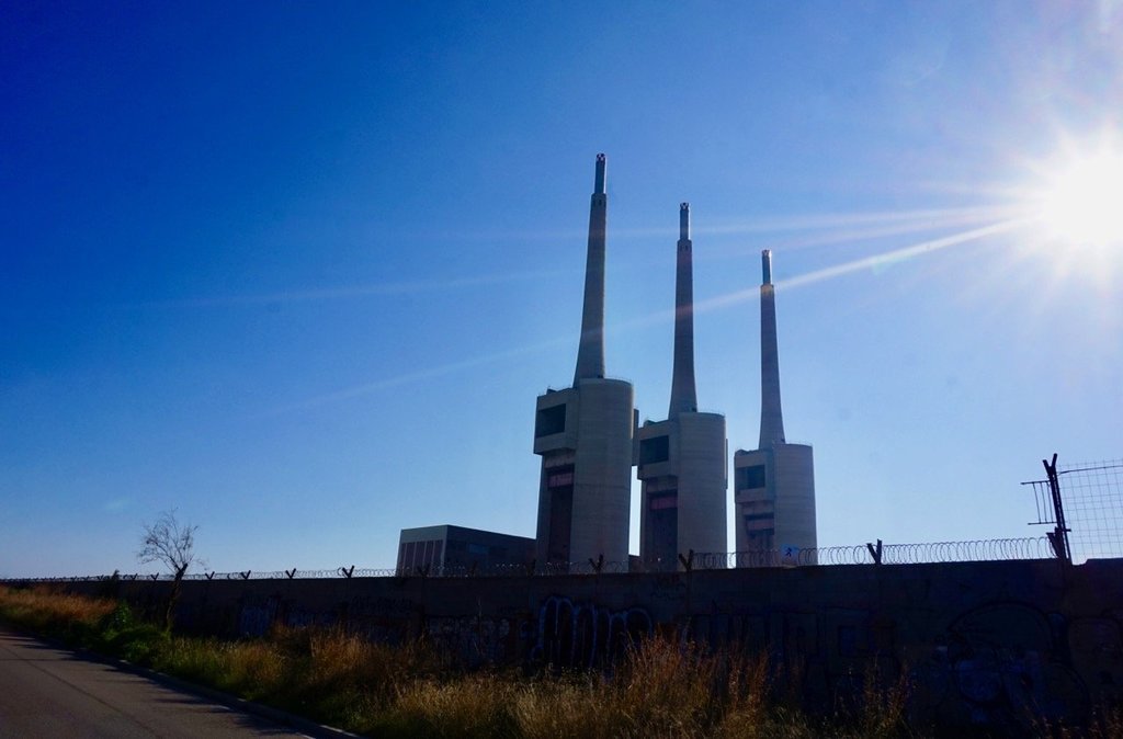 smokestacks in besos barcelona
